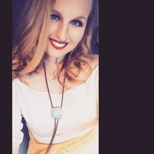 Meet your Posher, Mackenzie